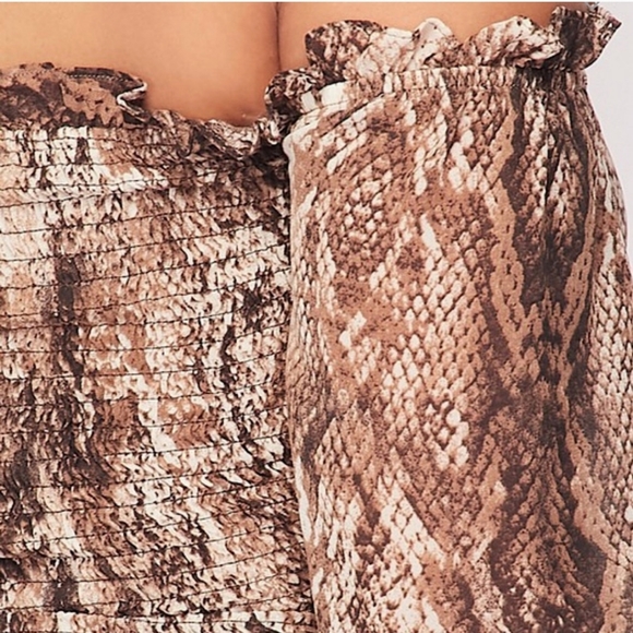 Snake print Boutique crop top - Picture 5 of 5